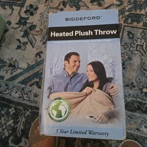 Biddeford Heated Micro  Plush Throw 6 Heat Settings Digital Controller 50x62”